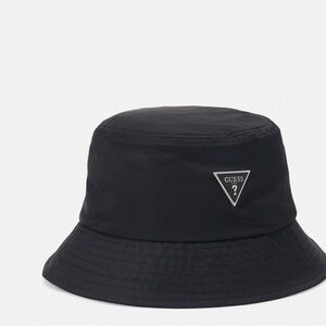Guess rain Hat New
